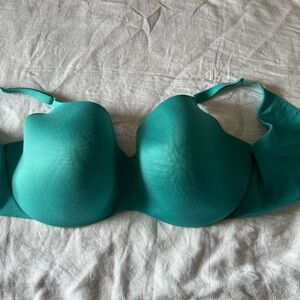 Cacique Green Molded Cup Bra with Adjustable Straps